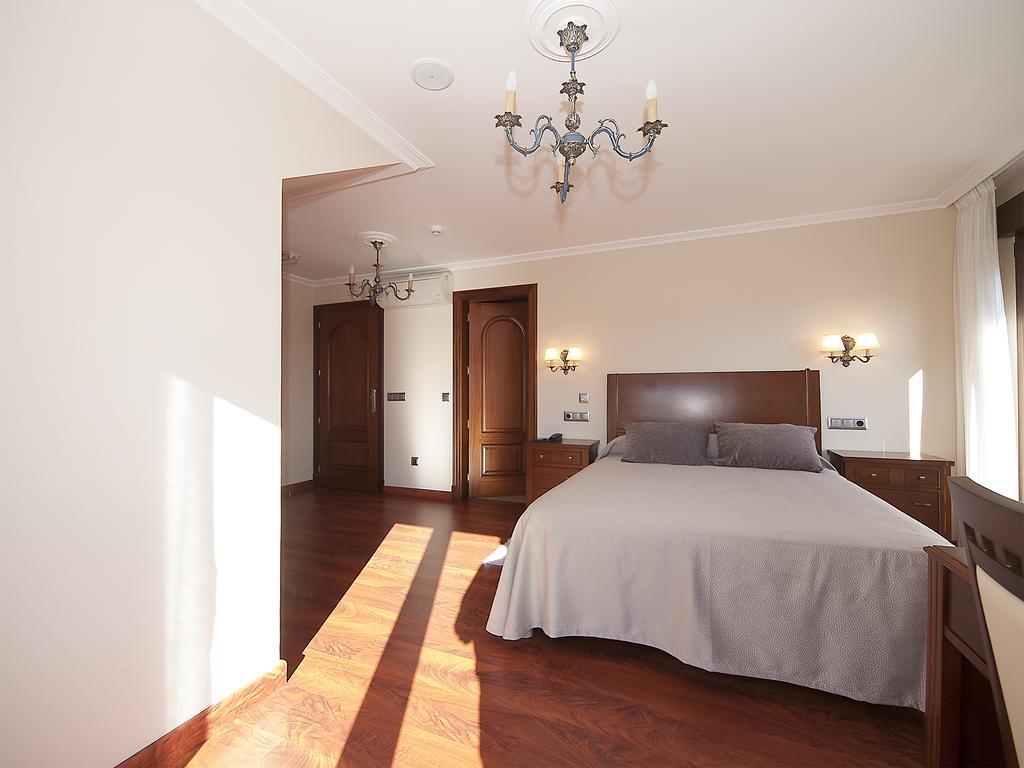 Pension Residencia A Cruzan (Adults Only) ノアリャ エクステリア 写真