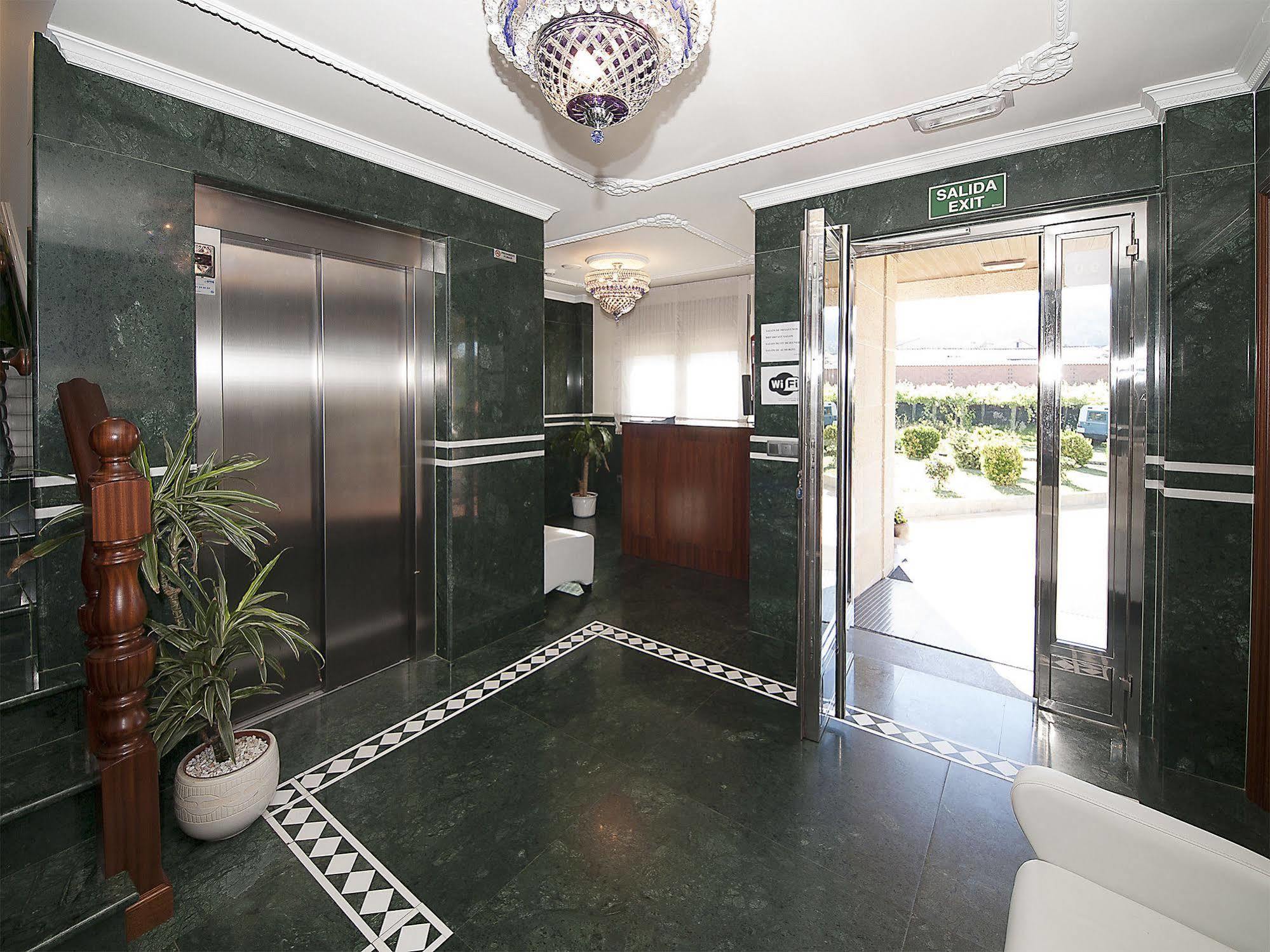 Pension Residencia A Cruzan (Adults Only) ノアリャ エクステリア 写真