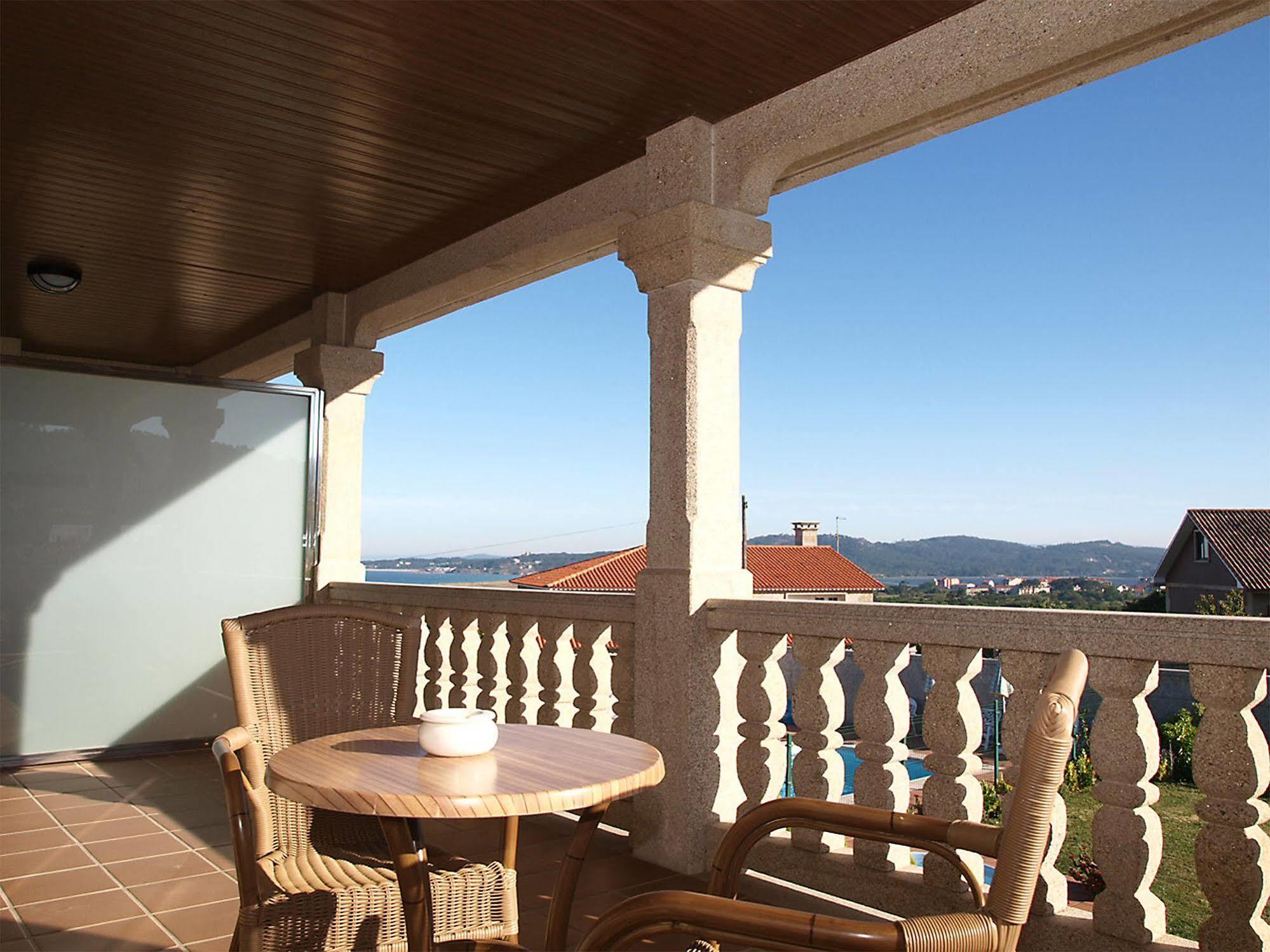 Pension Residencia A Cruzan (Adults Only) ノアリャ エクステリア 写真