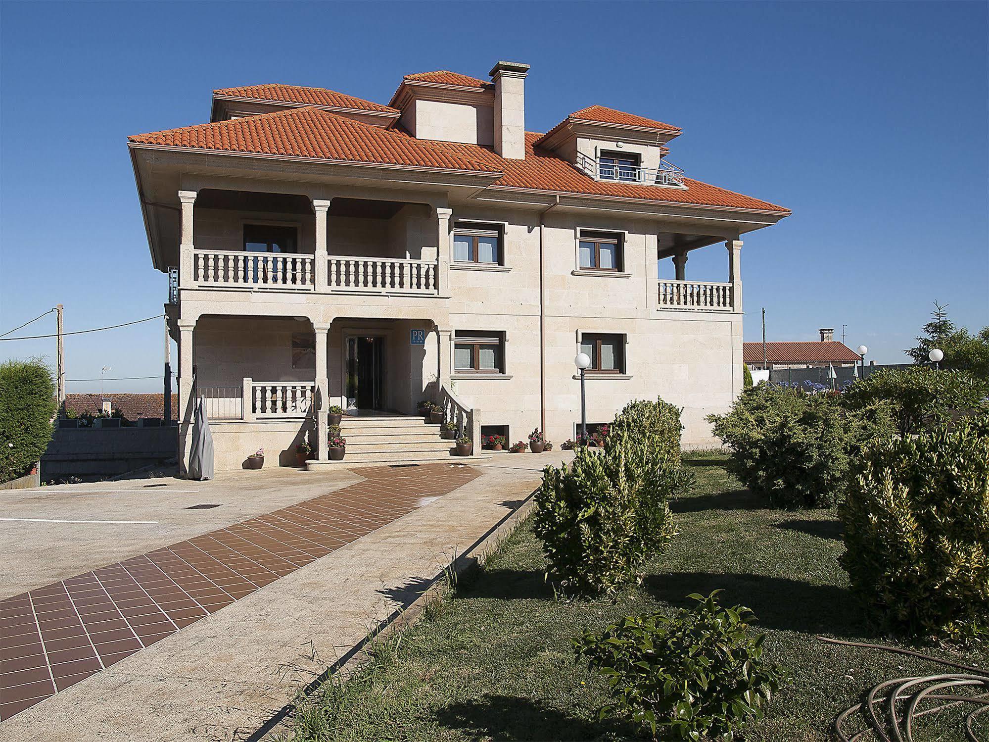 Pension Residencia A Cruzan (Adults Only) ノアリャ エクステリア 写真